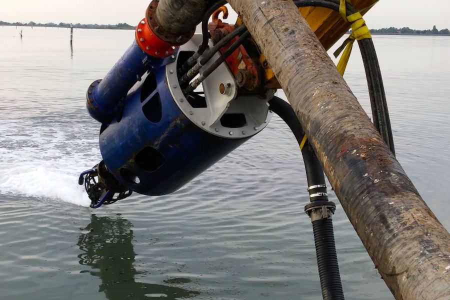 Submersible hydraulic dredge pump DOP250